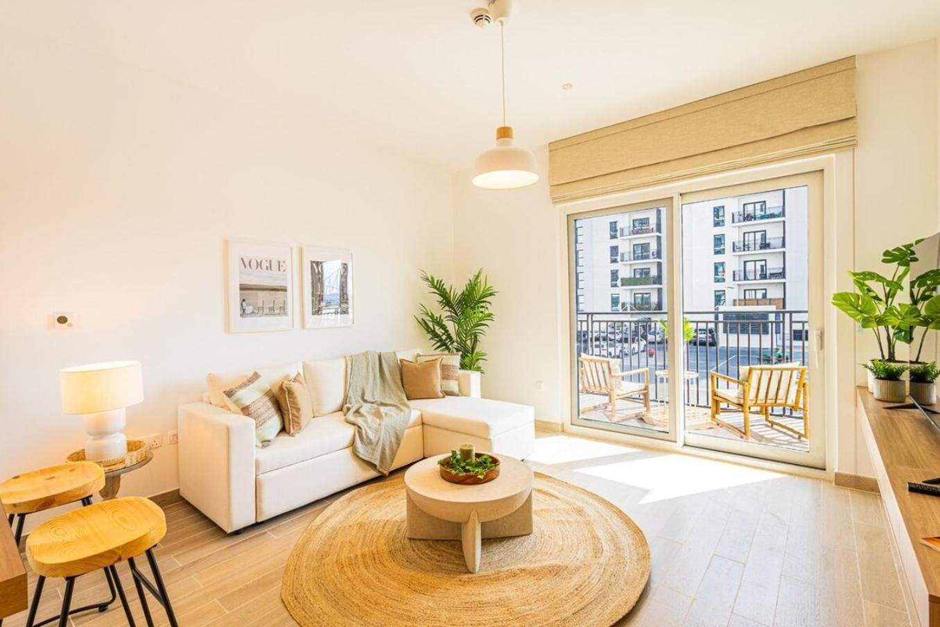 Apartment Cozy Retreat At Waters Edge, By Voyage
