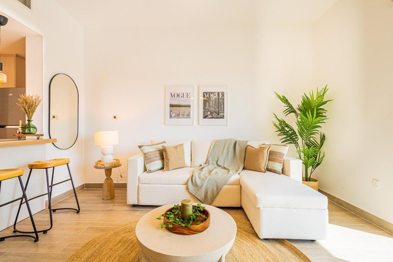 Apartment Cozy Retreat At Waters Edge, By Voyage
